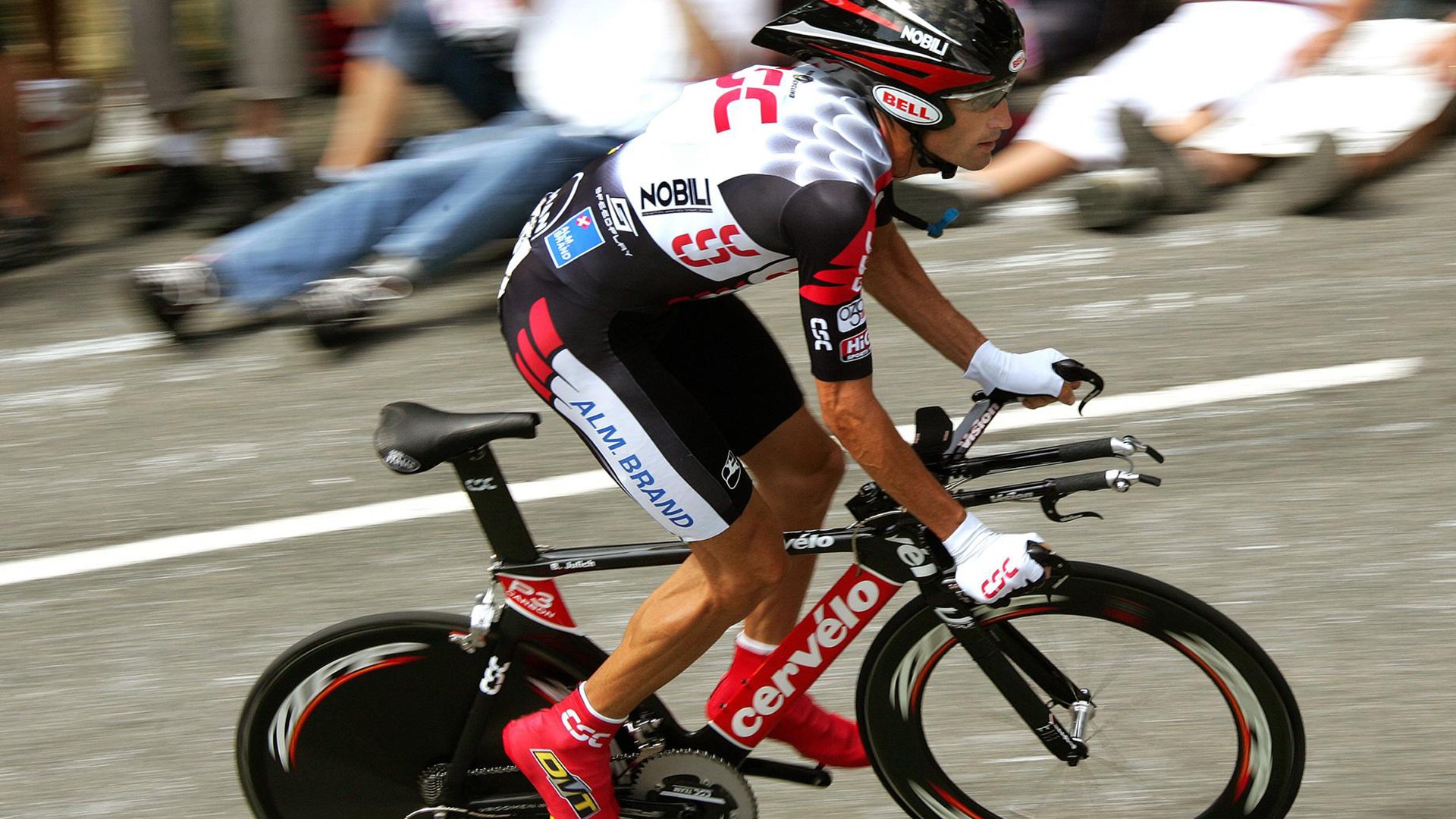 库里加时赛独揽12分，凯尔特人鏖战力克新疆队