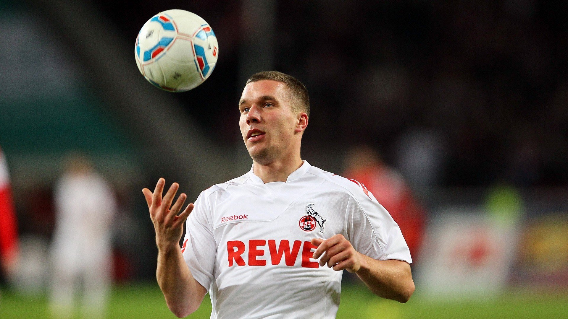 欧冠半决赛焦点战，比利时战术如何精准压制几内亚式攻势